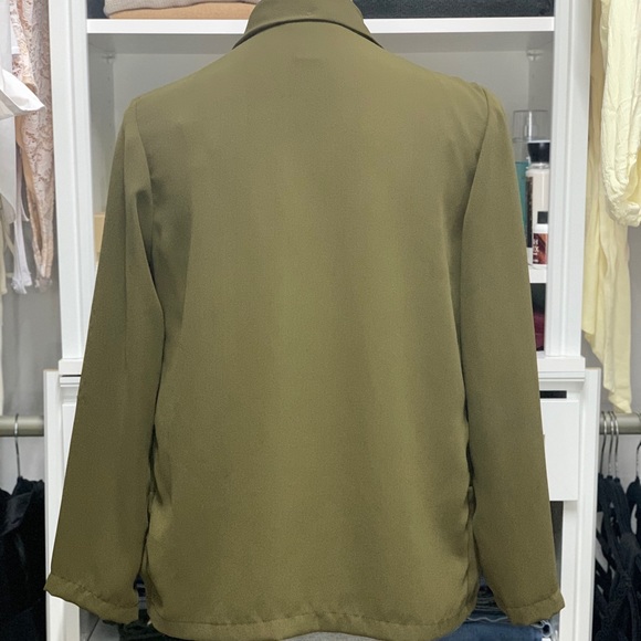 Green jacket - Picture 2 of 4